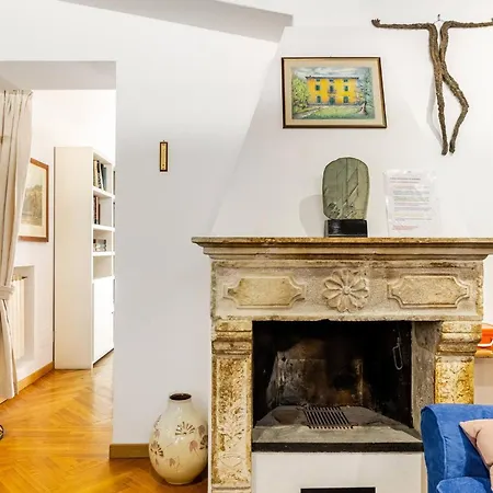 Cosy In Via Del Corso 아파트